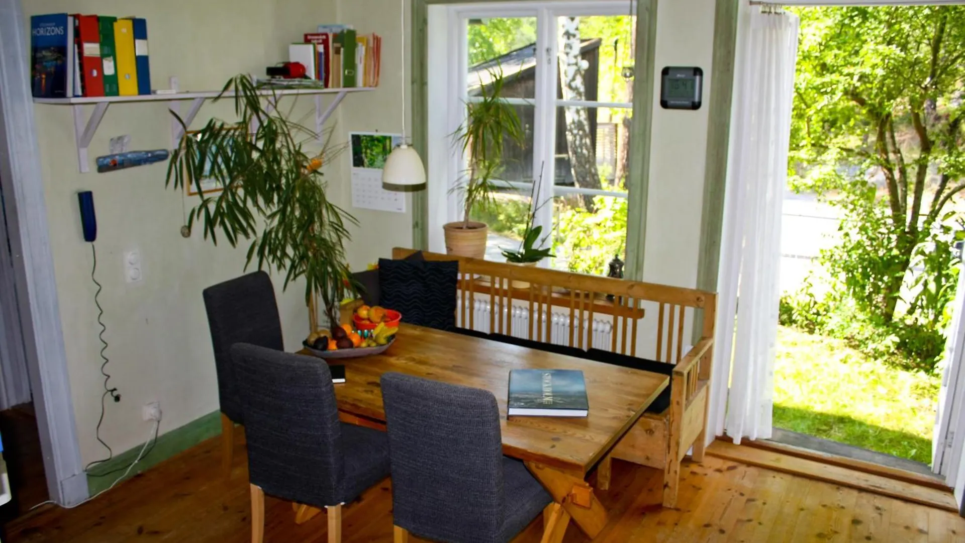 فندق مبيت وإفطار ستوكهولم B&B Eco-Village 12 Min From City